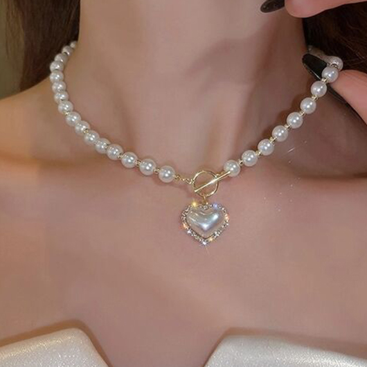 Silver Heart Rhinestone Detail Pearl Necklace