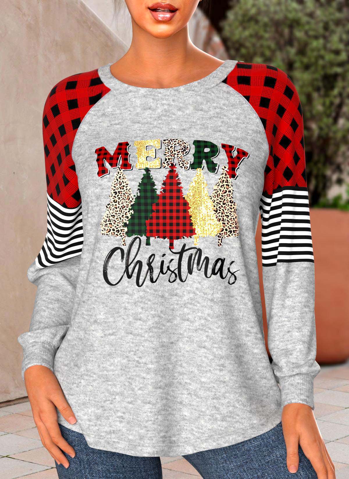 Plus Size Red Patchwork Christmas Print T Shirt