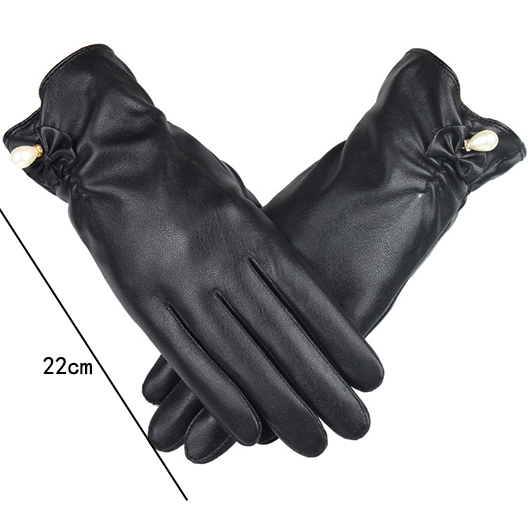 Pearl Detail Black Wrist Warming Full Finger Gloves