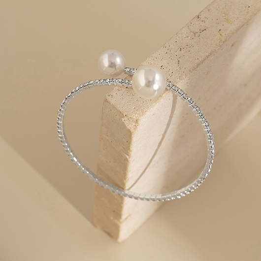 Silvery White Pearl Rhinestone Detail Bracelet