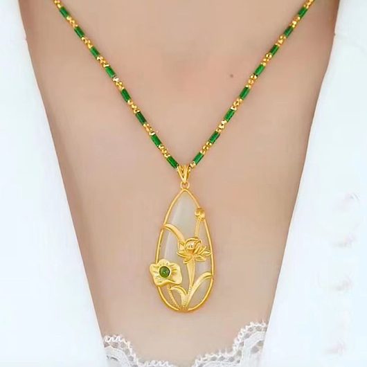 Golden Teardrop Floral Design Metal Necklace