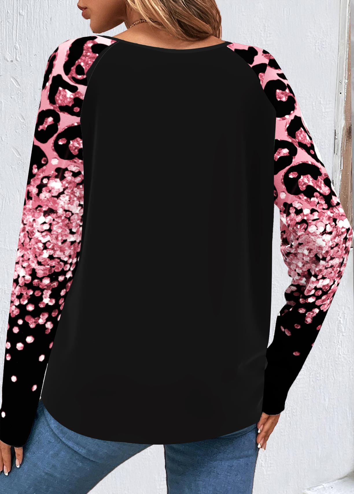 Pink Button Christmas Tree Print Long Sleeve Sweatshirt