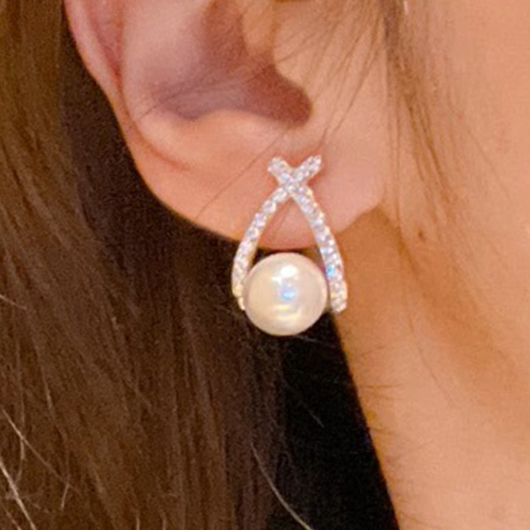 White Color Round Alloy Ear Studs | picture 