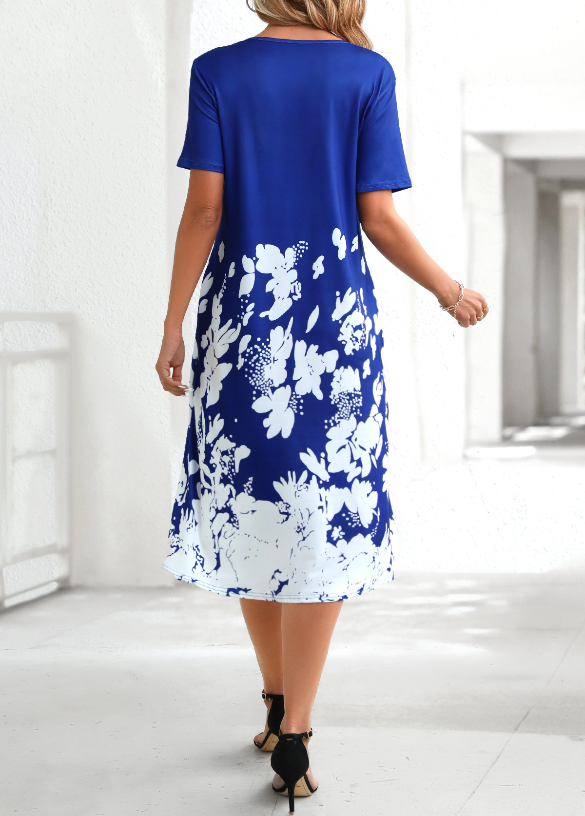 Royal Blue Tuck Stitch Floral Print Shift Dress | modlily.com - USD 31.98