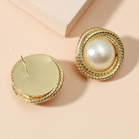 Gold Round Alloy Pearl Design Earrings