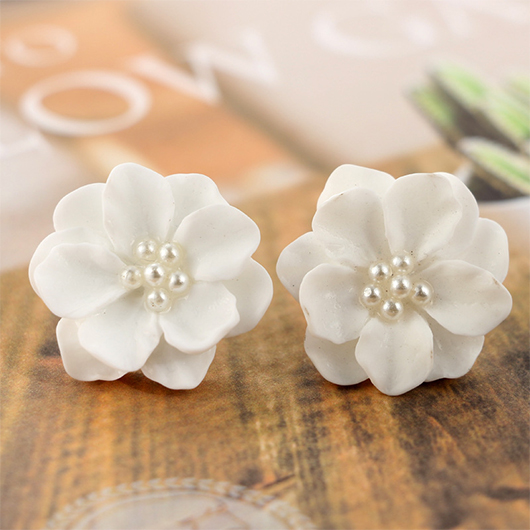 White Plants Floral Patchwork Pearl Earrings