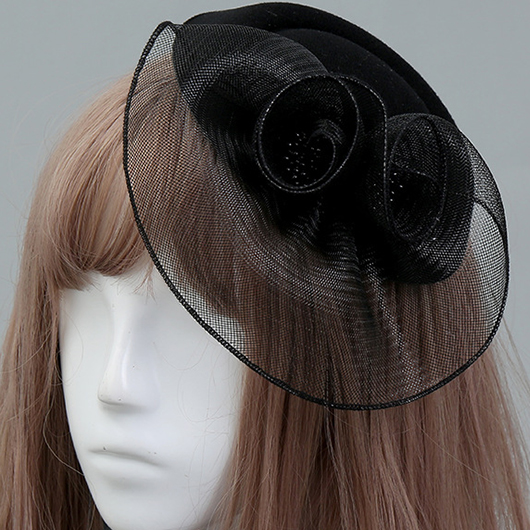Black Mesh Design Round Pearl Hat