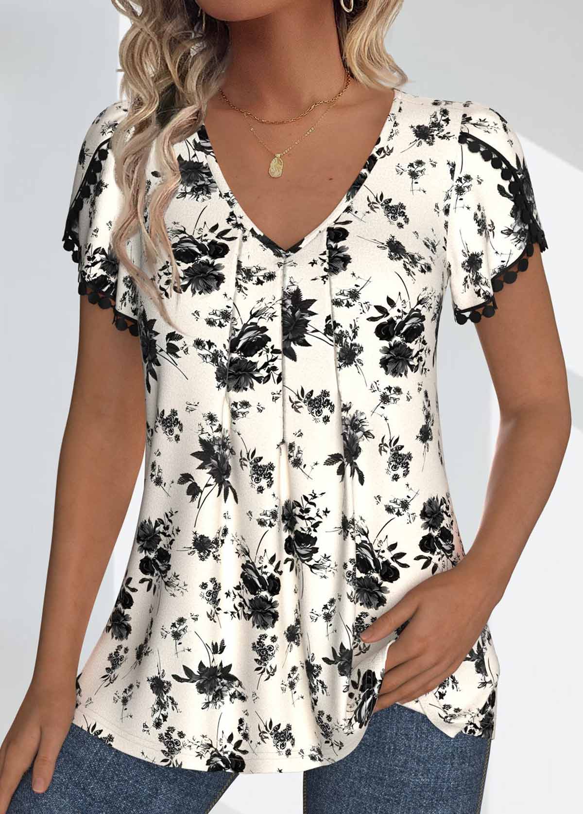 Black Ruched Random Floral Print Short Sleeve T Shirt | picture 
