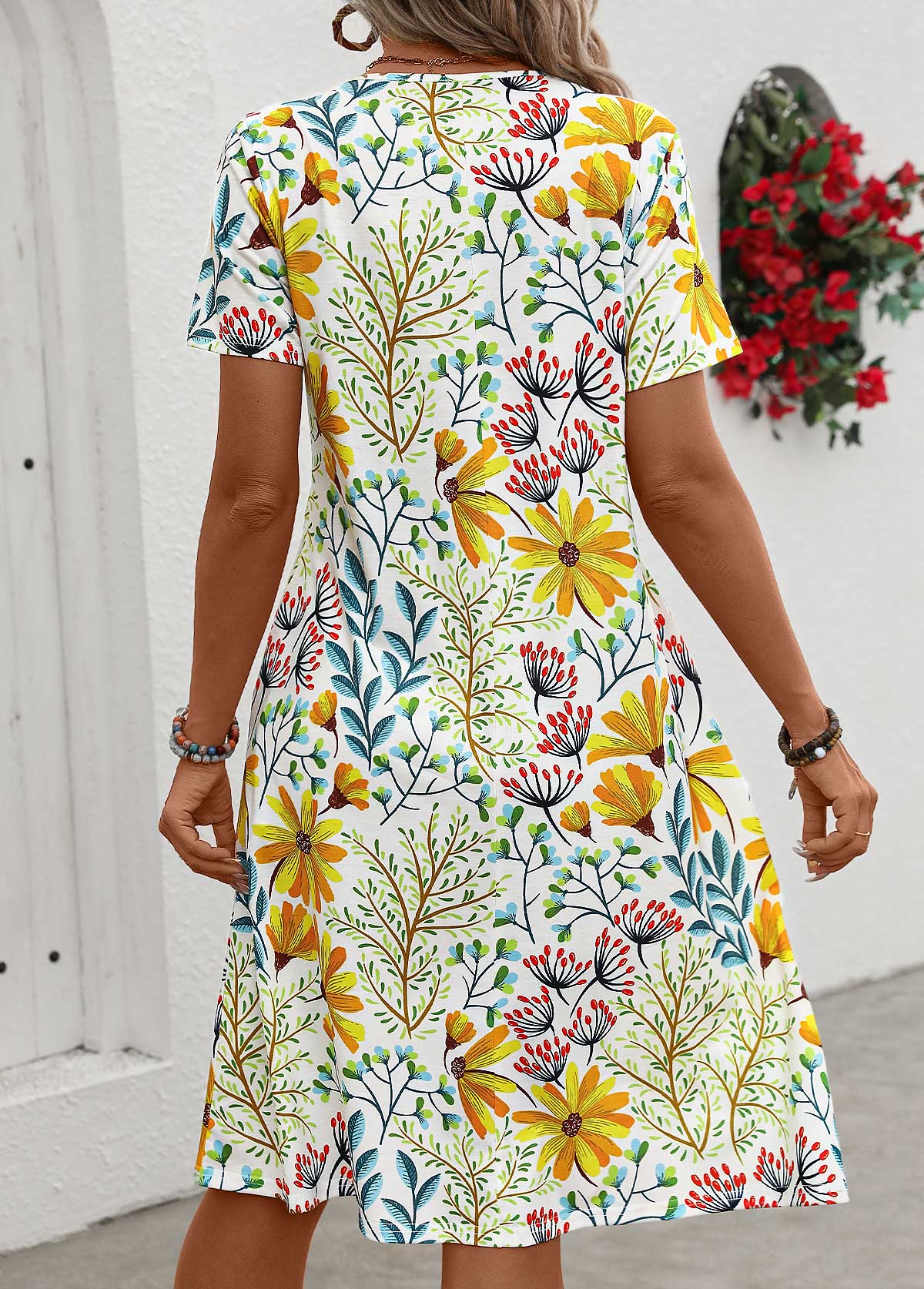 Yellow Pocket Floral Print Short Sleeve Round Neck Dress