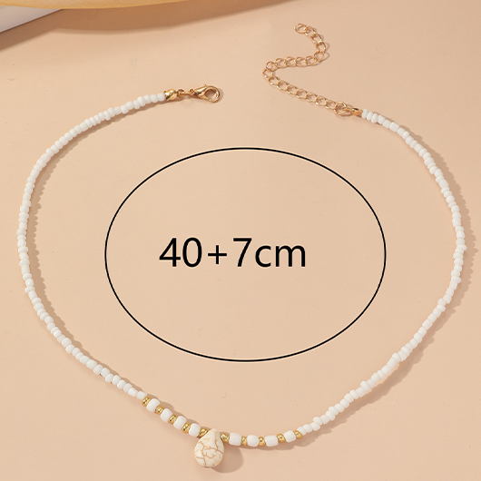 Beaded Seashell Detail White Polyresin Necklace