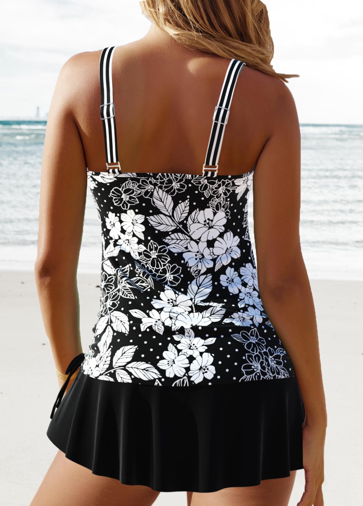 Circular Ring Floral Print Black Tankini Set | picture 