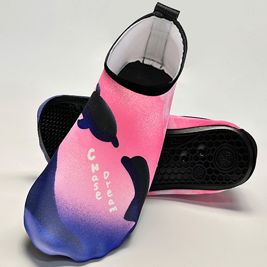 Pink Marine Life Print Waterproof Water Shoes
