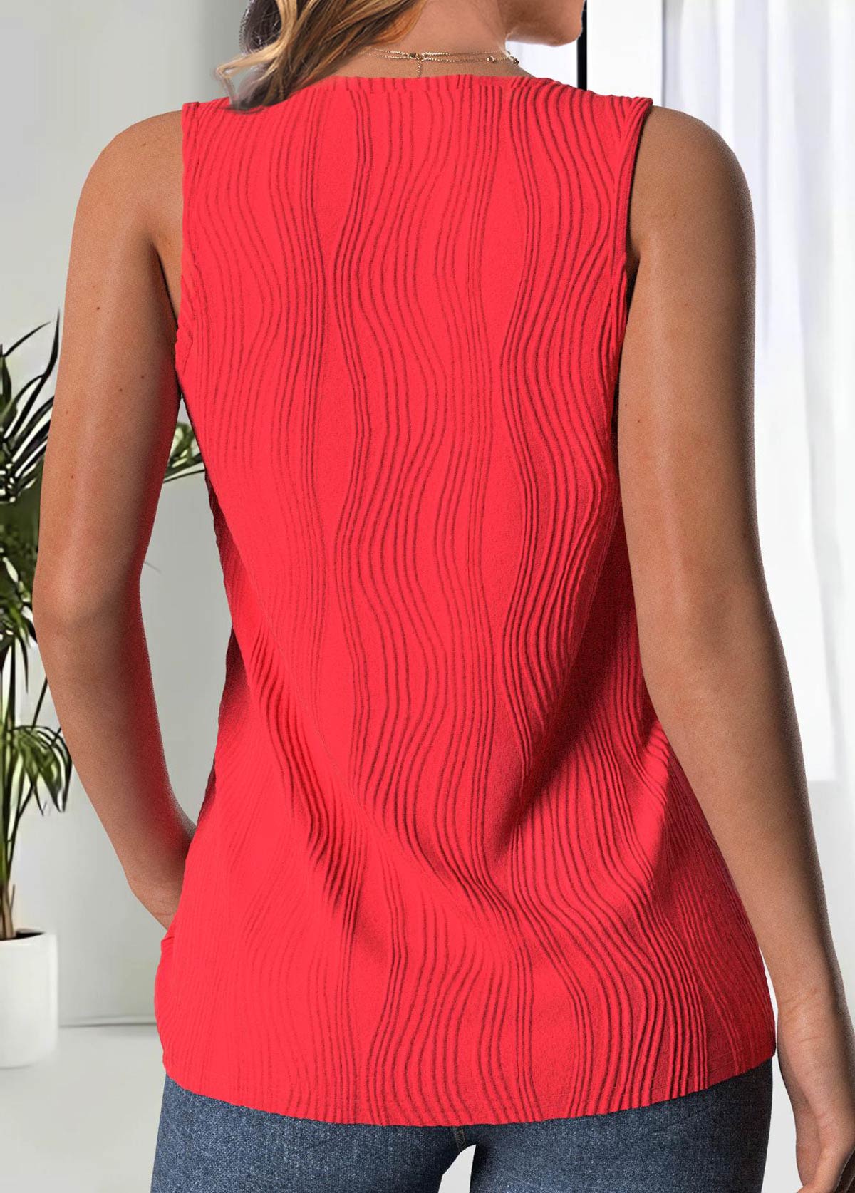 Red Circular Ring Sleeveless Round Neck Tank Top | picture 