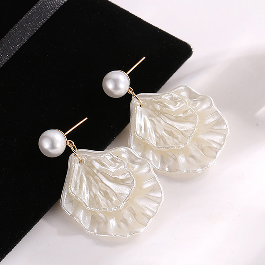 White Shell Pearl Design Polyresin Earrings USD 7.98