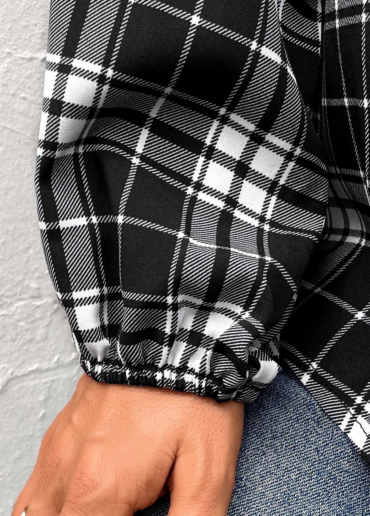 Black Button Plaid Long Sleeve Round Neck Blouse | picture 