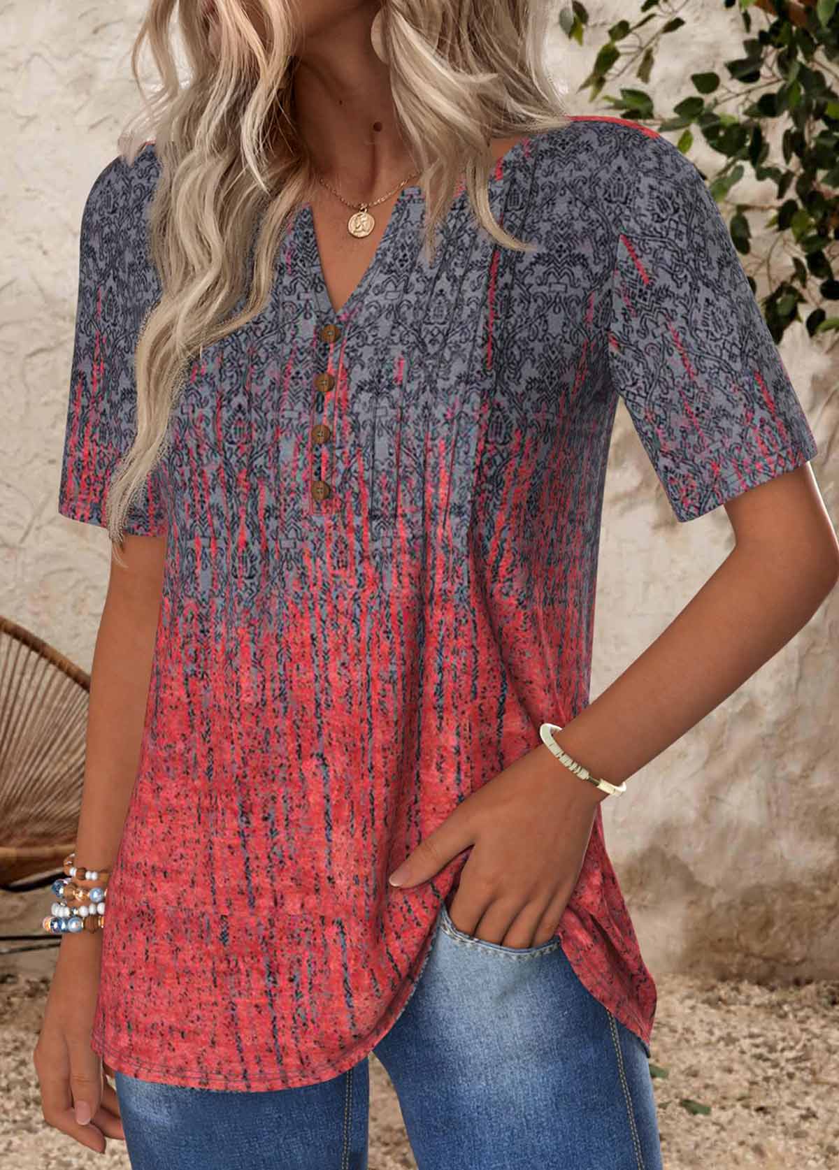 Deep Red Tuck Stitch Ombre Short Sleeve T Shirt | picture 