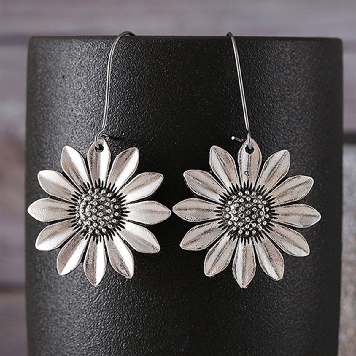 Silvery White Alloy Sunflower Design Earrings | picture 