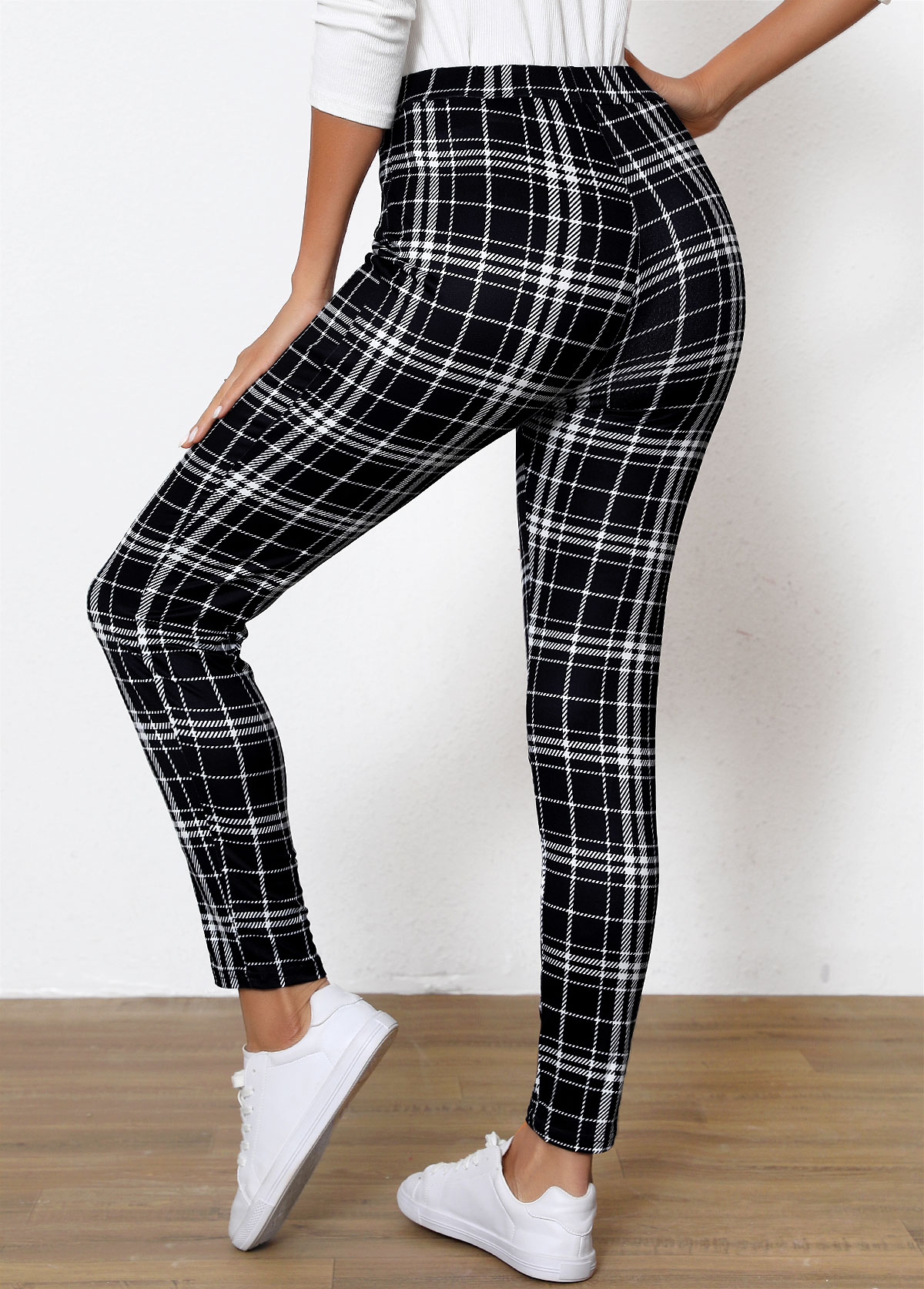 Black Plaid High Waisted Ankle Length Elastic Waist Leggings | picture 