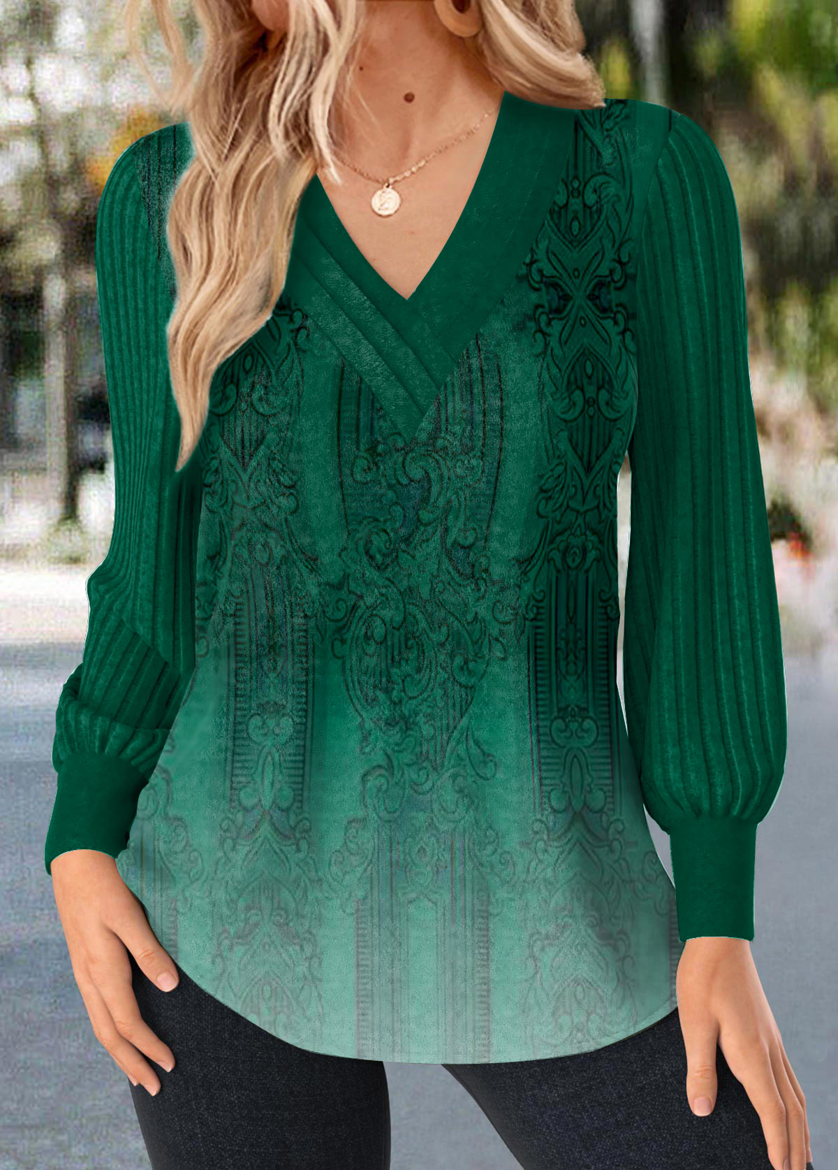 Green Patchwork Ombre Long Sleeve V Neck T Shirt | picture 
