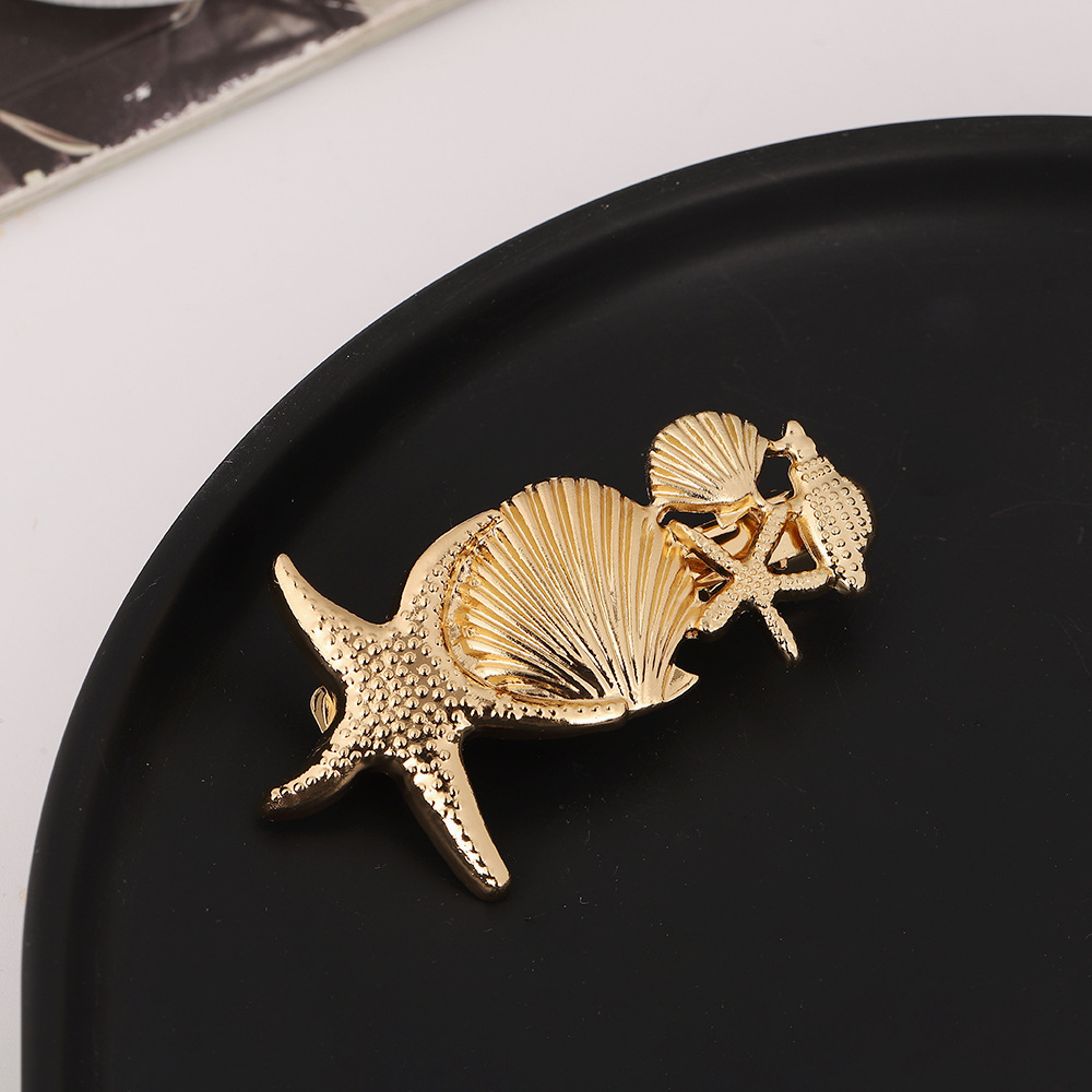 Golden Color Shell Alloy Detail Barrette | picture 