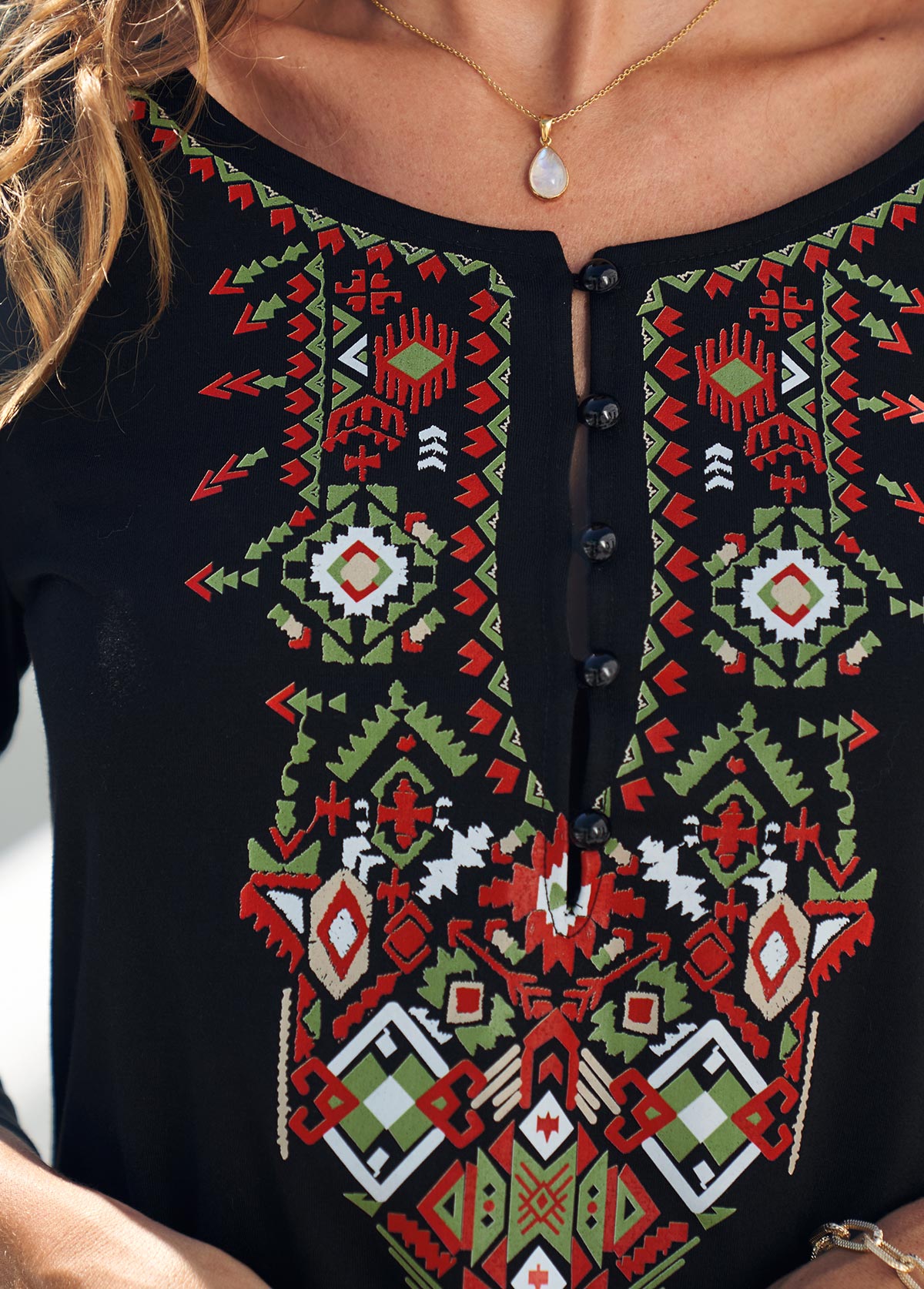 Tribal Print Black Asymmetric Hem T Shirt | picture 
