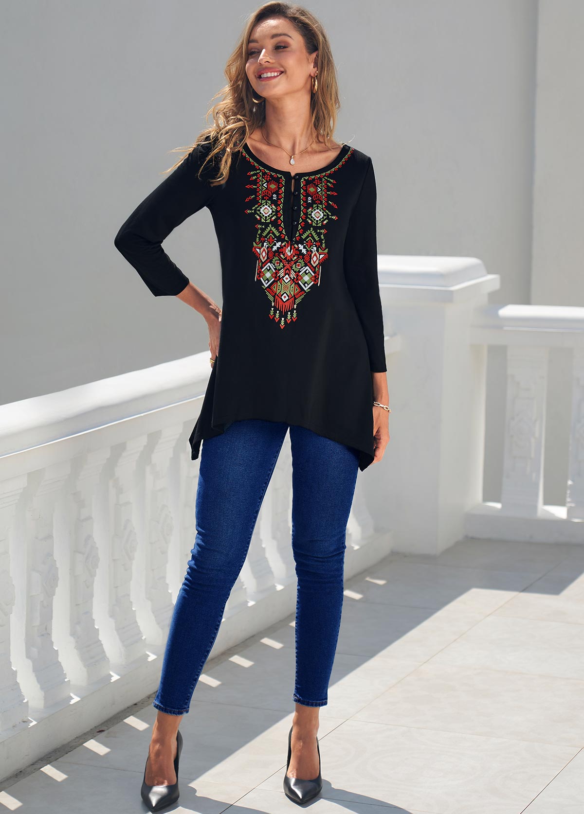 Tribal Print Black Asymmetric Hem T Shirt | picture 