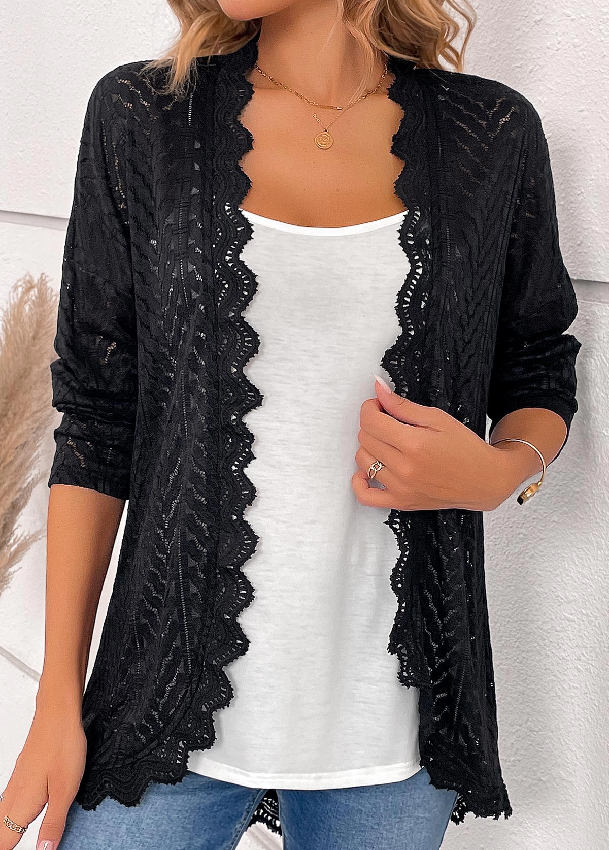 Black Scalloped Hem Long Sleeve Light Cardigan | picture 
