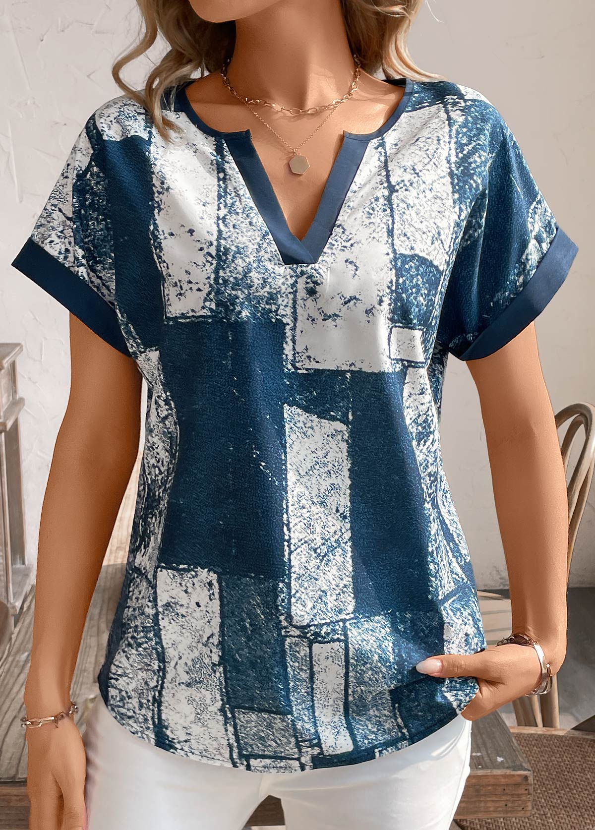 Peacock Blue Split Geometric Print Short Sleeve T Shirt | picture 