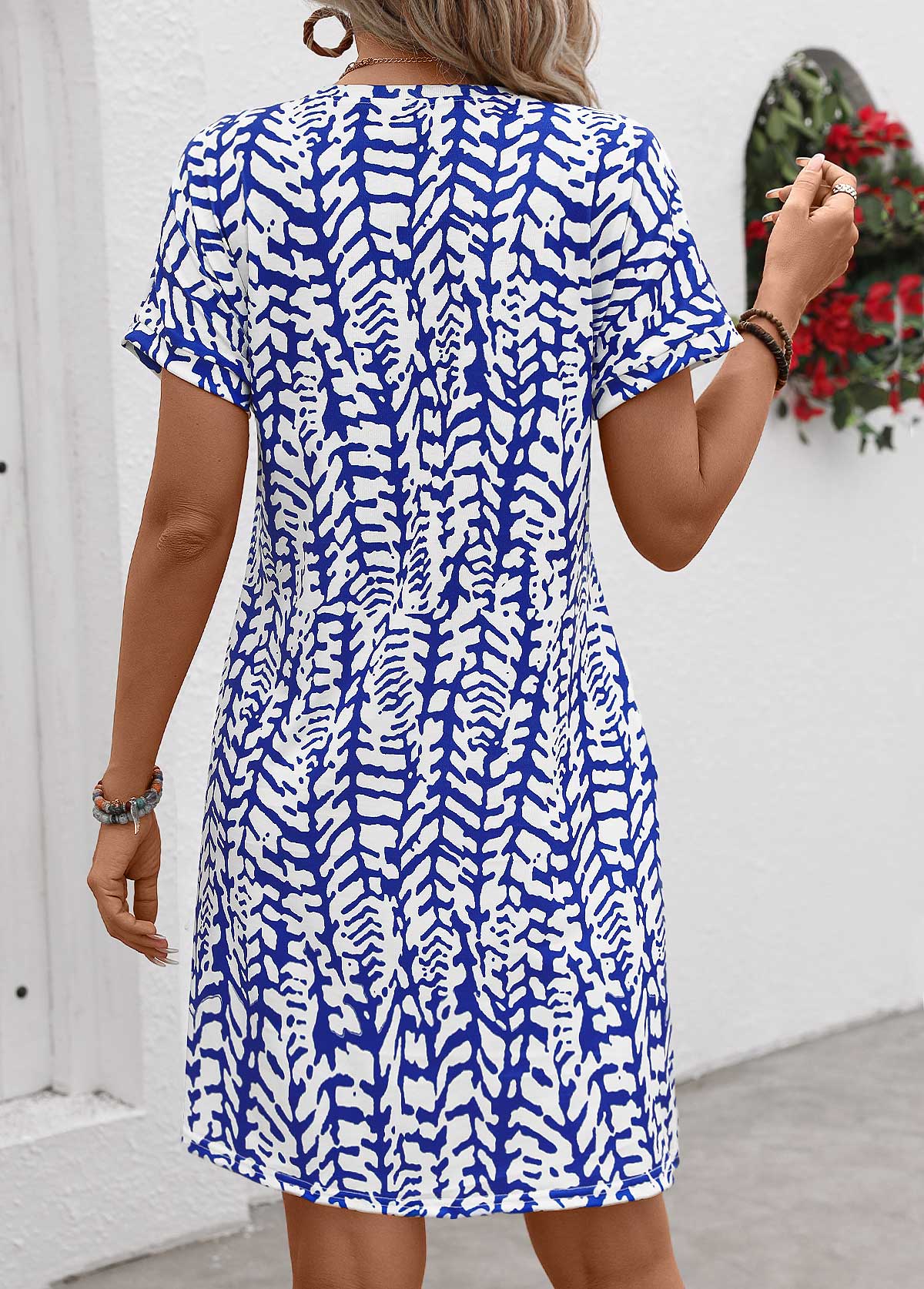 Dark Blue Pocket Graffiti Print Short Sleeve Shift Dress | picture 