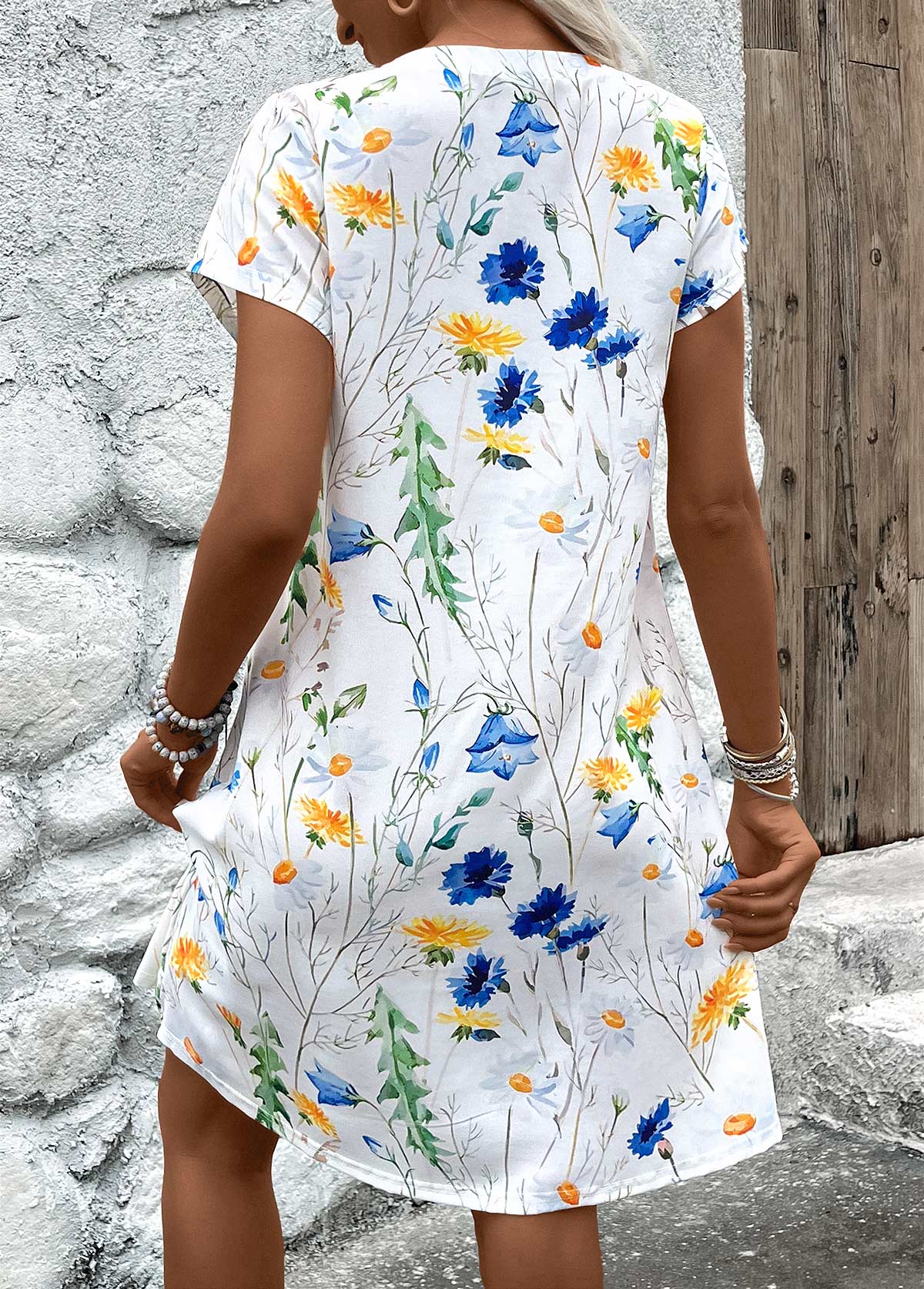 White Lightweight Floral Print A Line Short Sleeve Dress | picture 