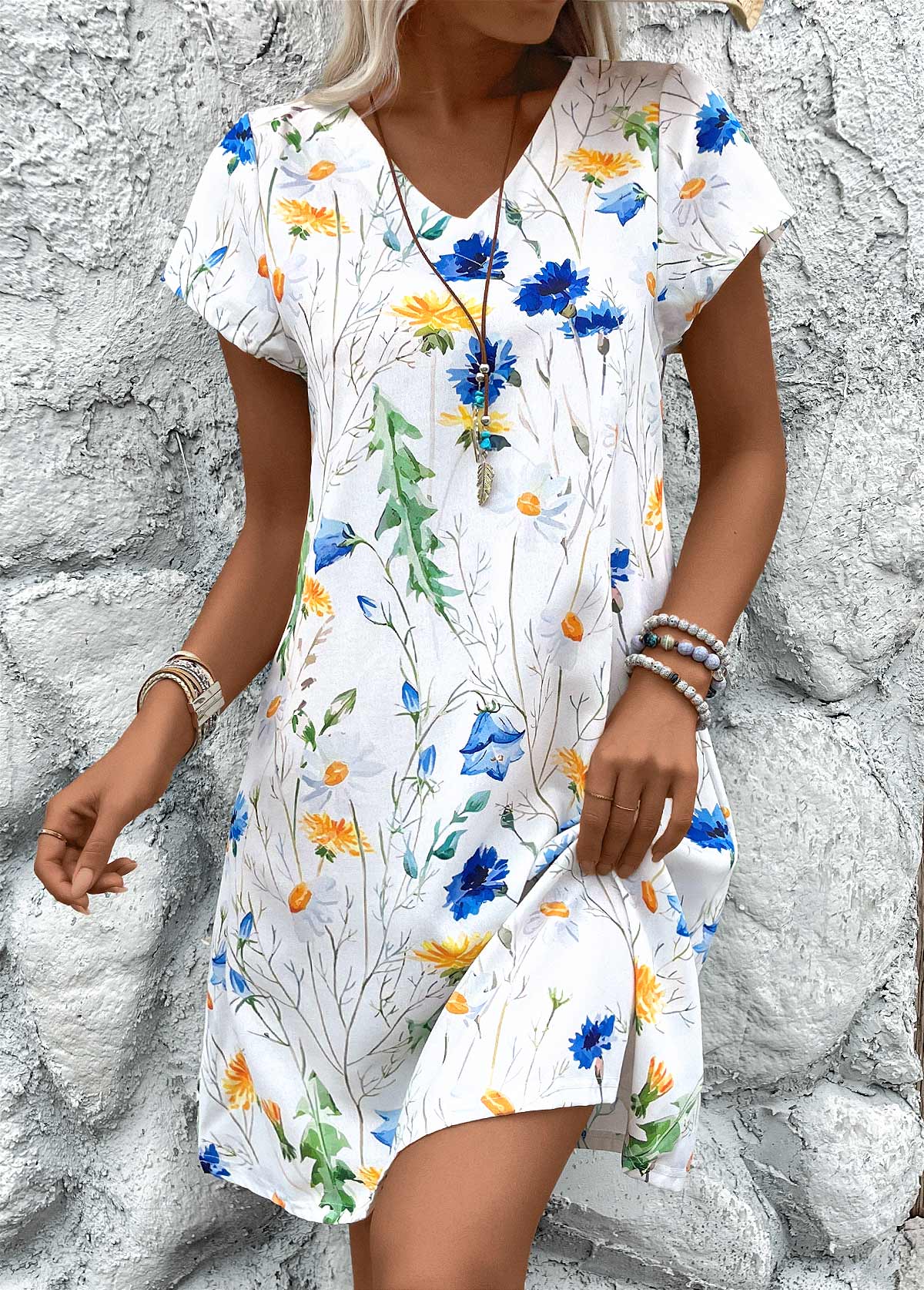 White Lightweight Floral Print A Line Short Sleeve Dress | picture 