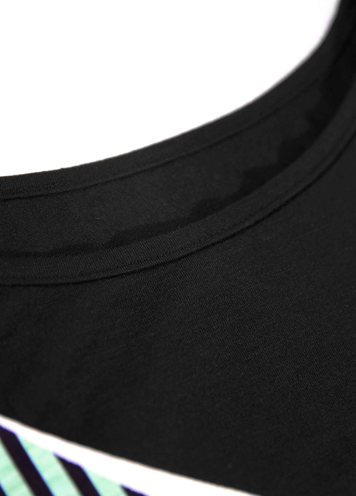 Black Patchwork Geometric Print Short Sleeve T Shirt | picture 