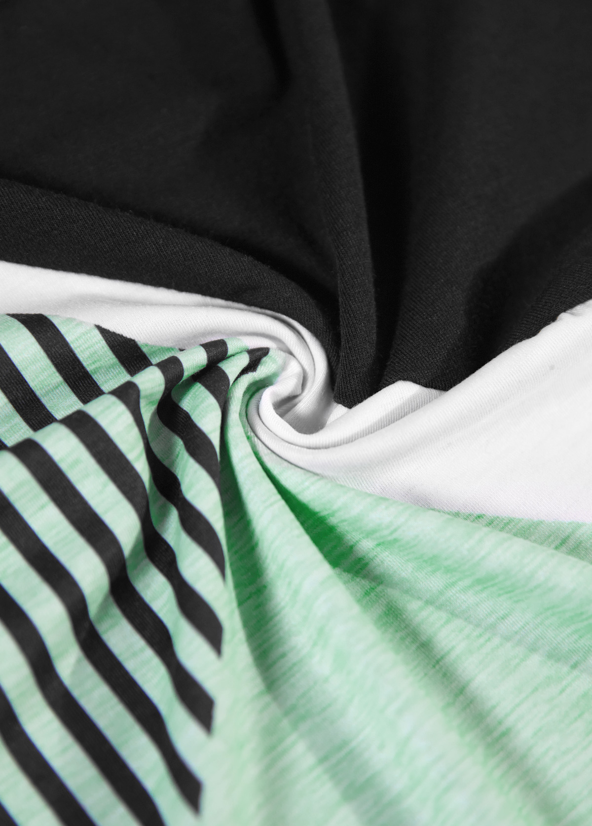 Black Patchwork Geometric Print Short Sleeve T Shirt | picture 