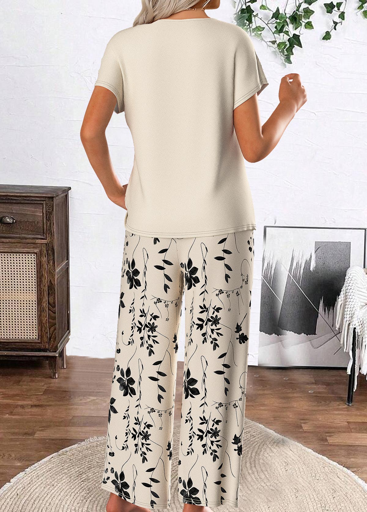 Beige Floral Print Short Sleeve Top and Pants | picture 