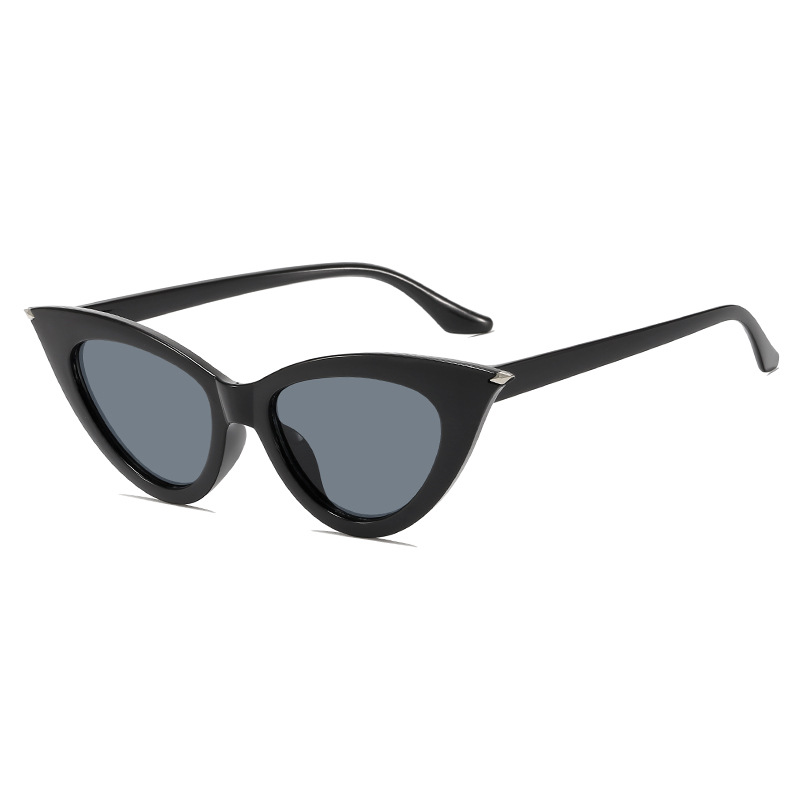 Black Color Cat Eye Plastic Sunglasses | picture 