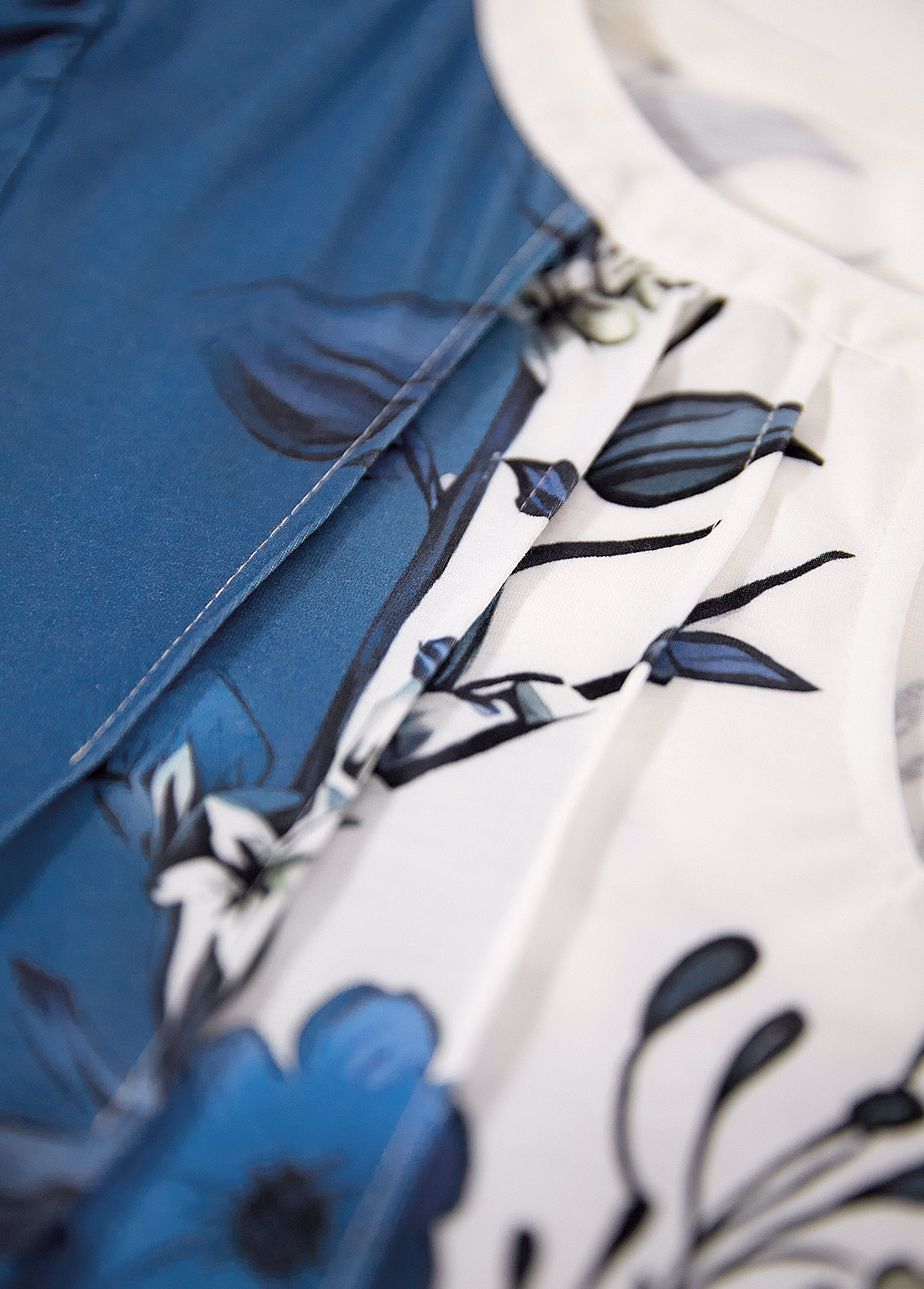 White Cut Out Floral Print Short Sleeve T Shirt | picture 