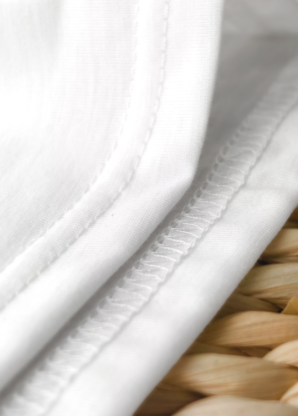 White Sleeveless V Neck Tank Top | picture 