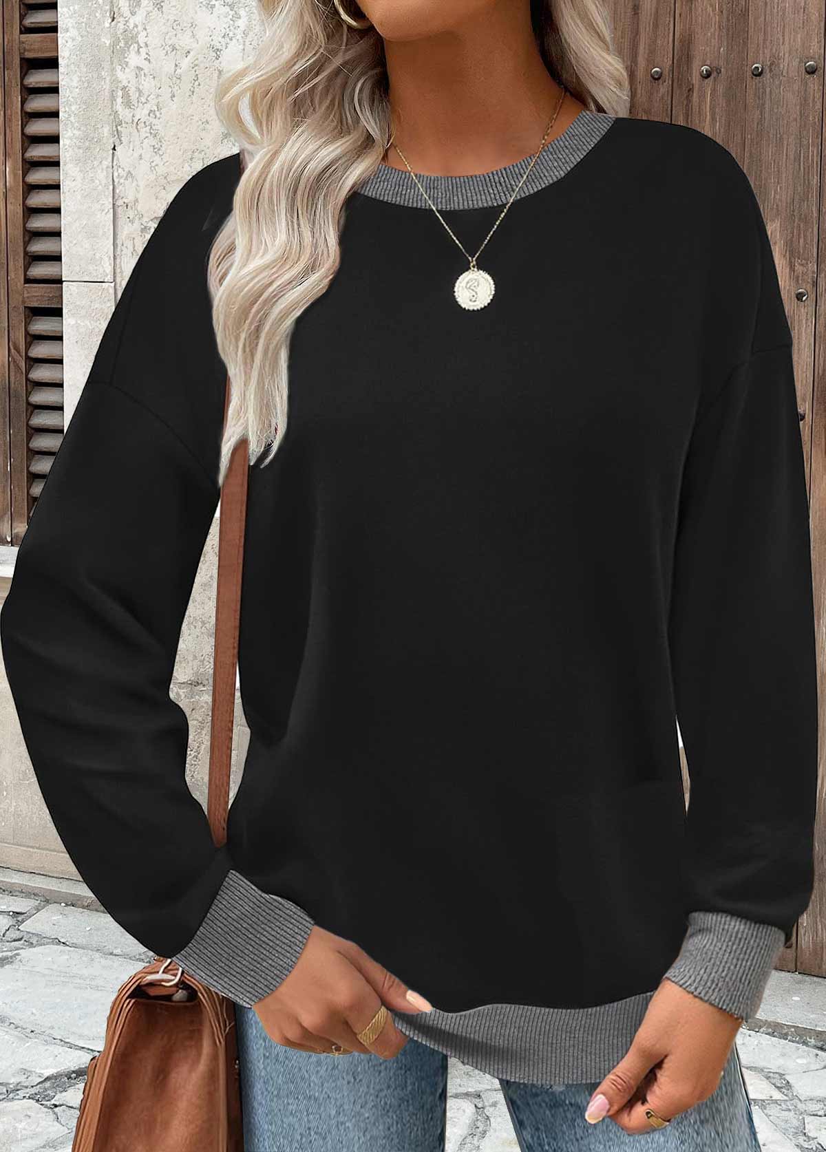Black Tummy Coverage Long Sleeve Round Neck Sweatshirt | picture 