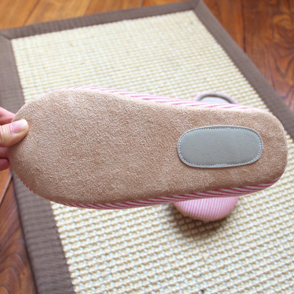 Pink Color Closed Toe Falt Slippers | picture 