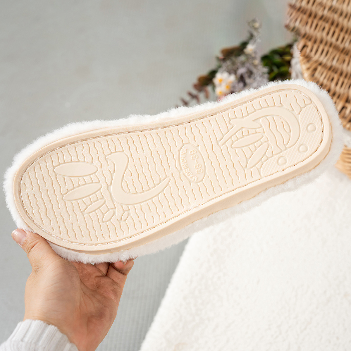 Beige Open Toe Velvet Falt Slippers | picture 