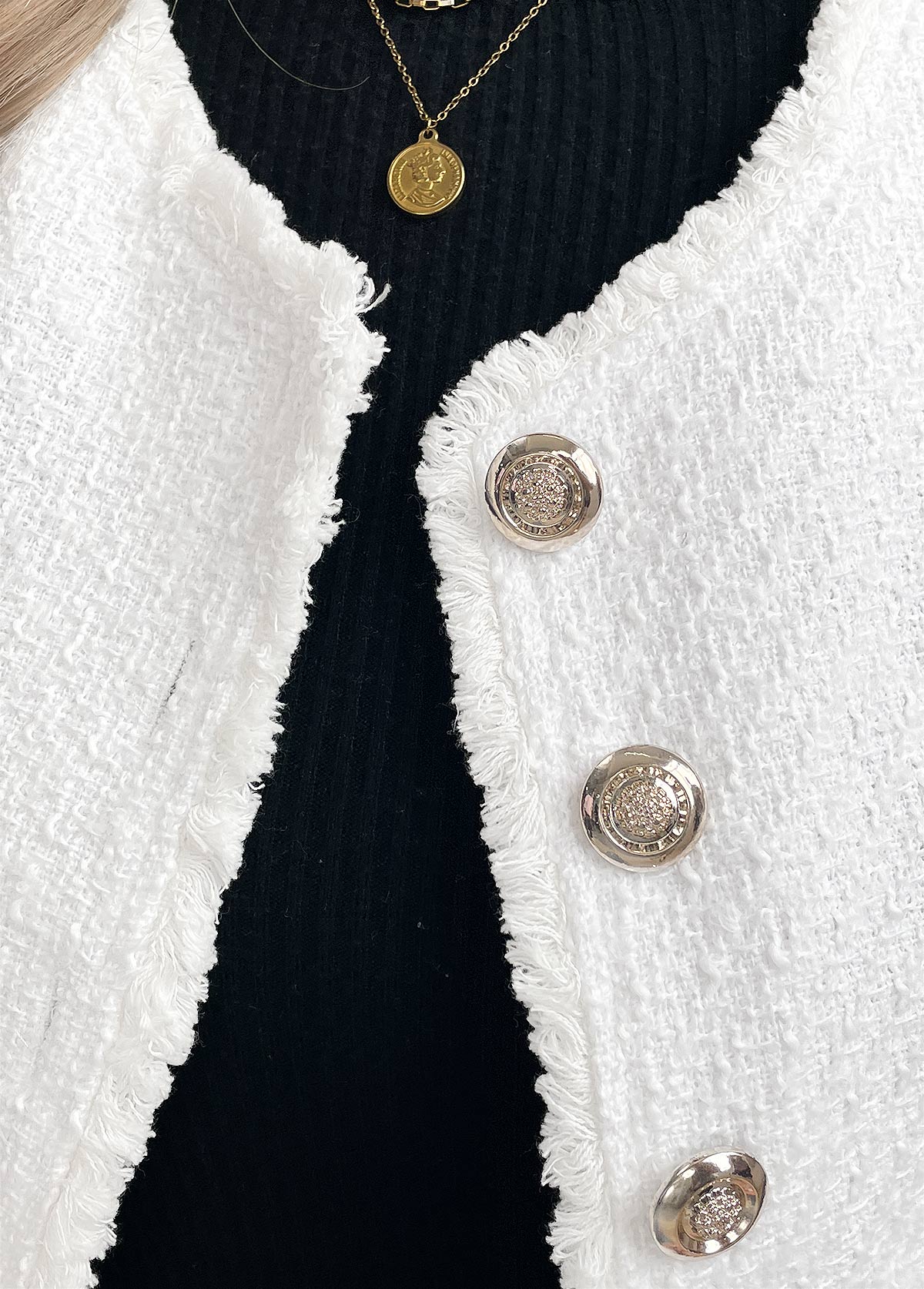 White Tummy Coverage Sleeveless Round Neck Waistcoat | picture 