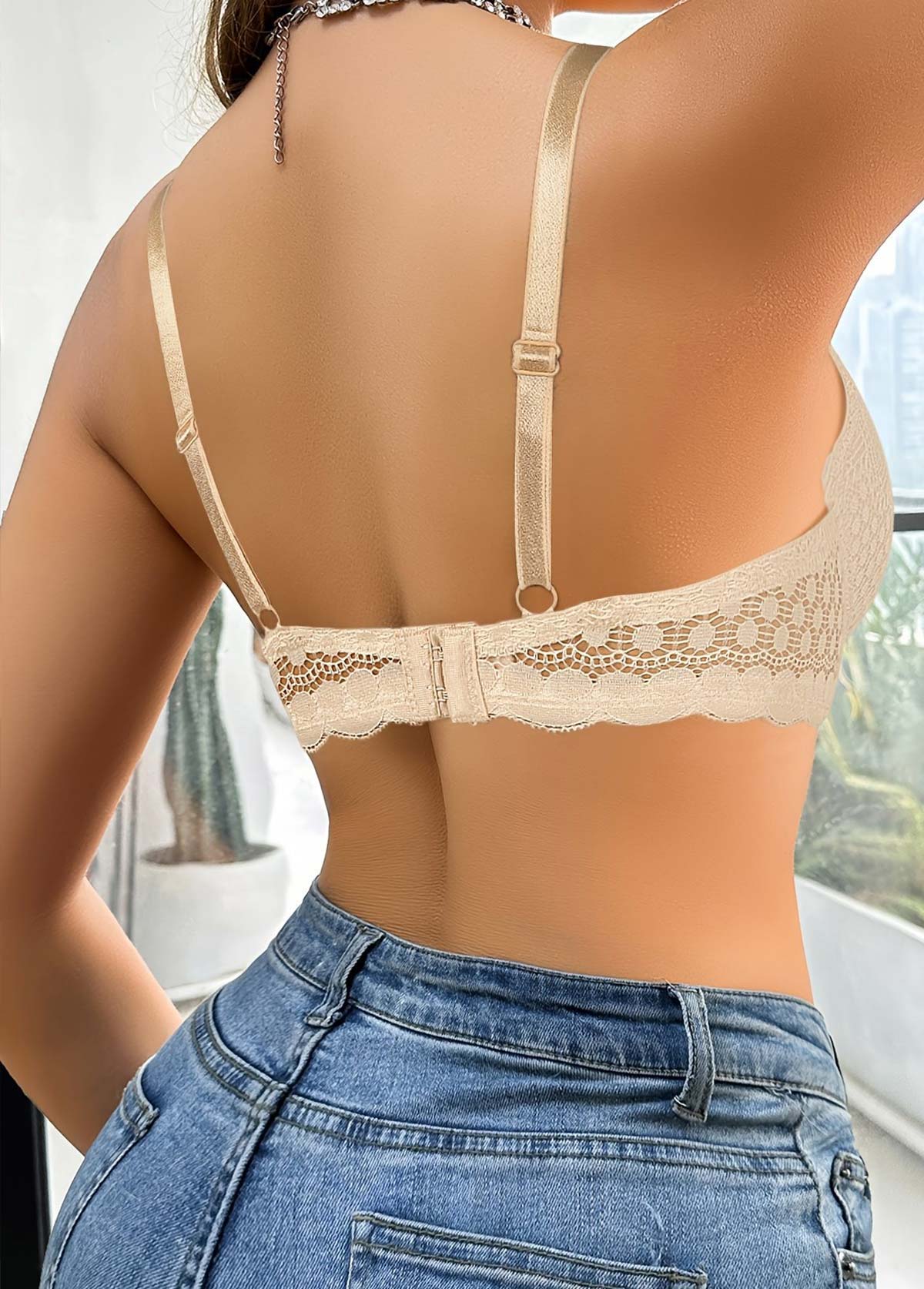 Skin Color V Neck Detail Bra | picture 