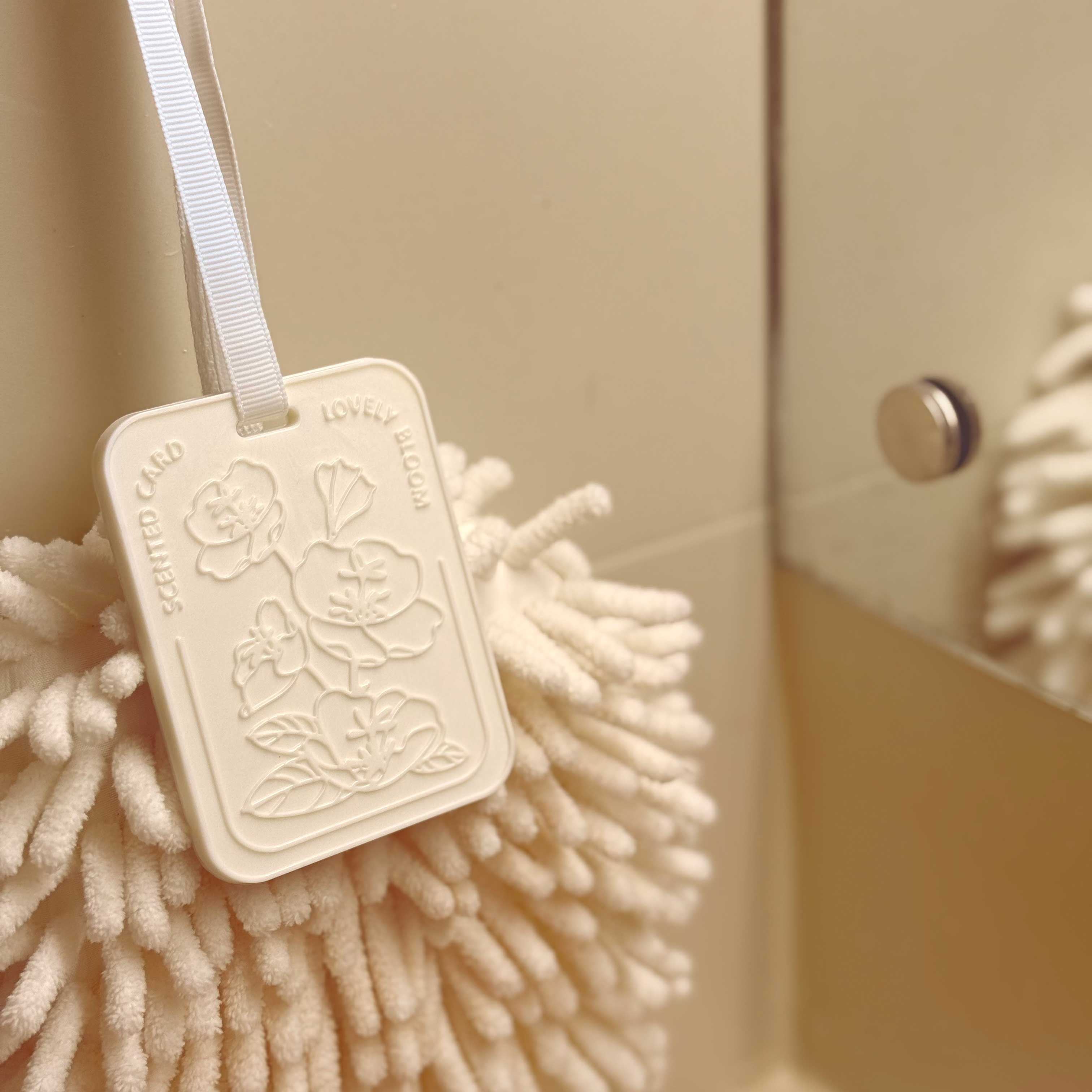 White Letter Floral Air Freshener Pad | picture 