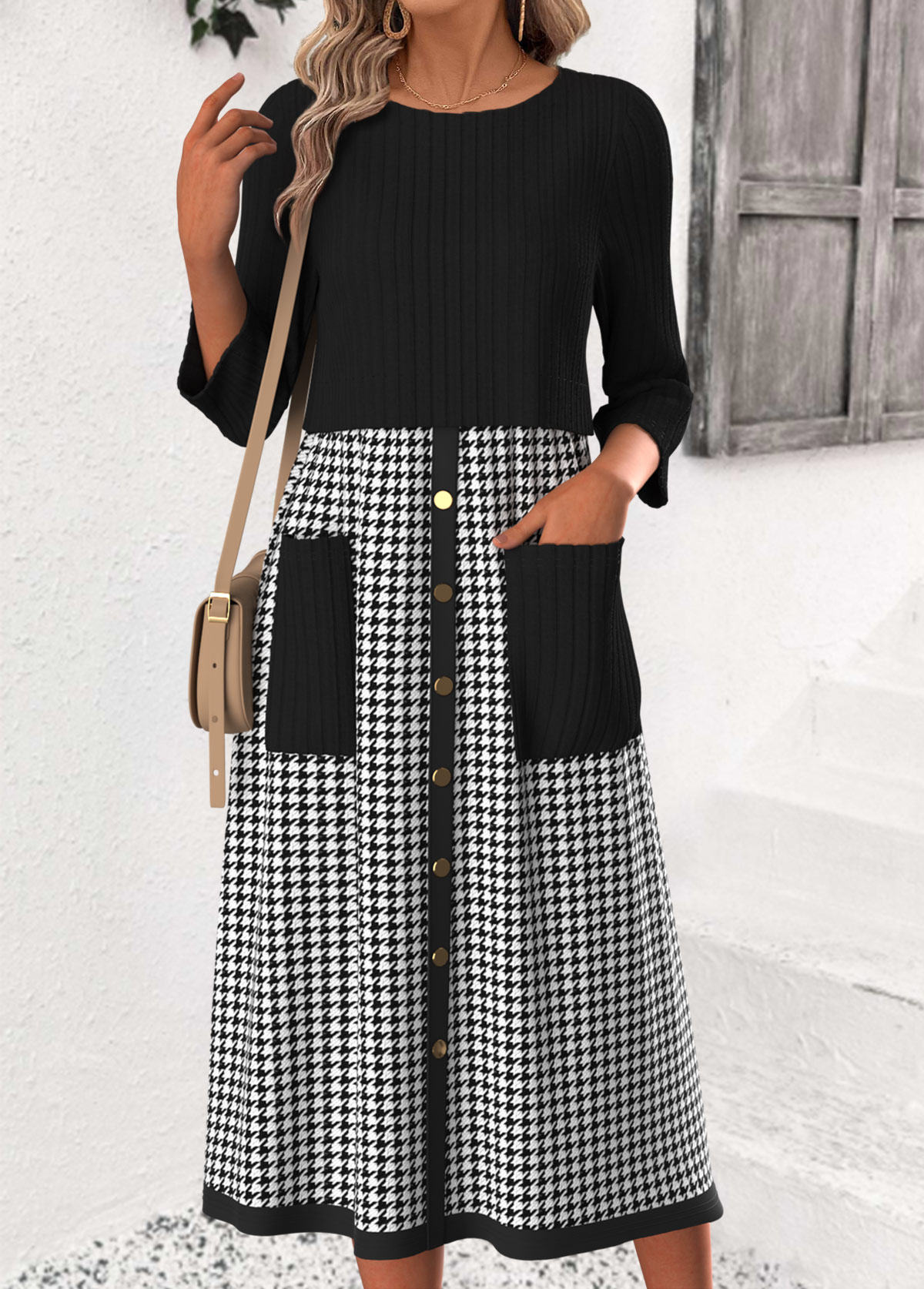 Black Tummy Coverage Plaid 3/4 Sleeve Round Neck Dress | picture 
