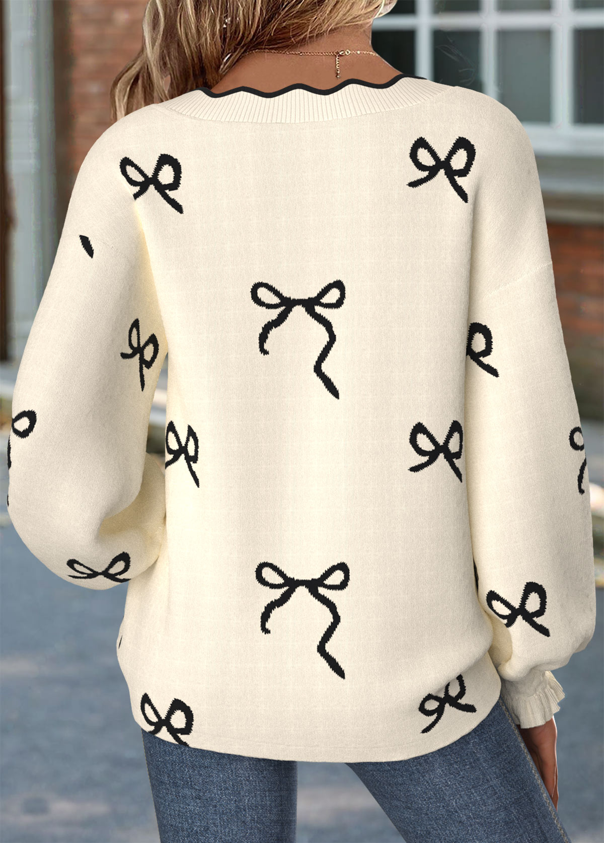 Beige Curved Hem Long Sleeve V Neck Sweatshirt | picture 