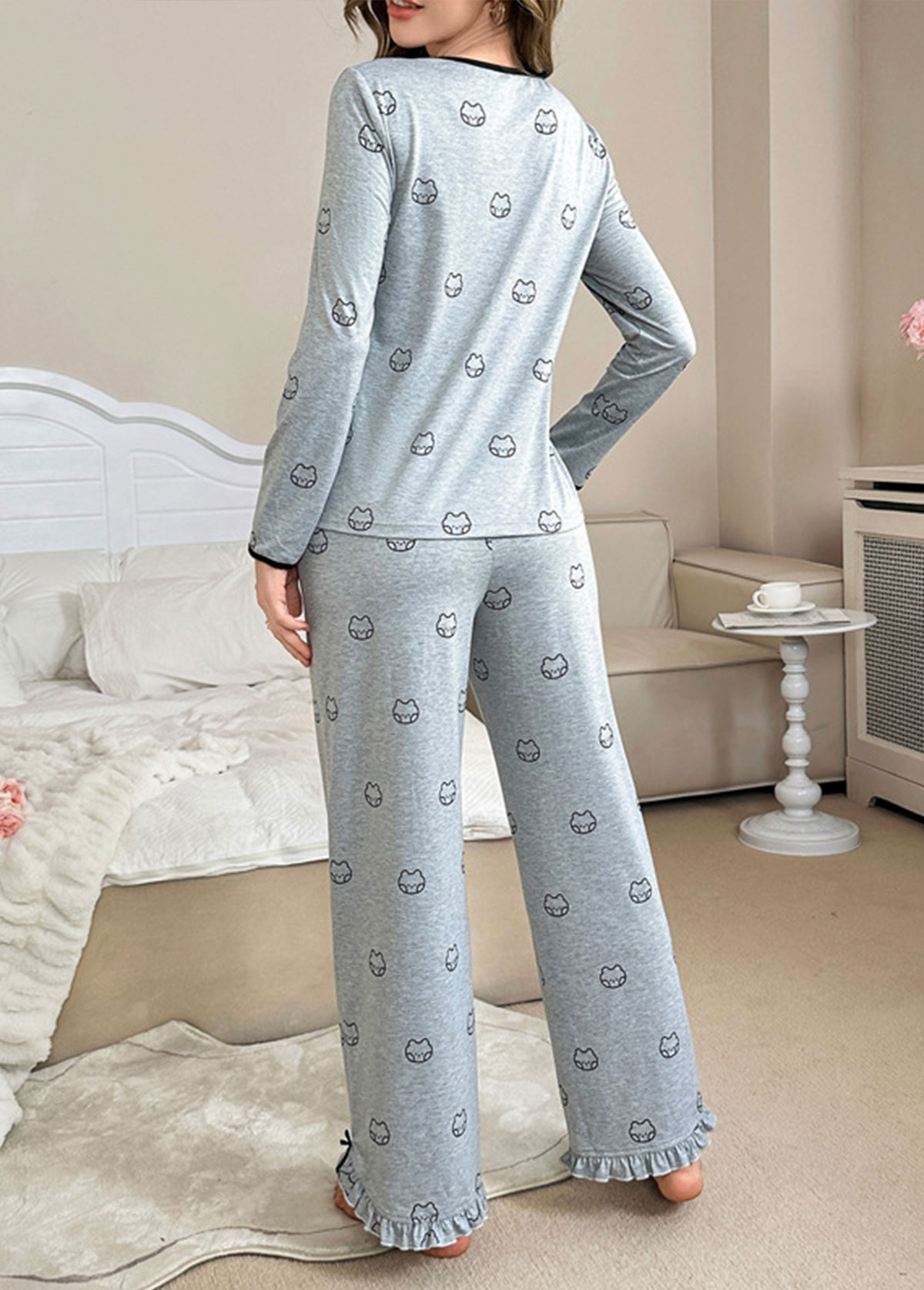 Light Grey Animal Print Lounge Top and Pants | picture 