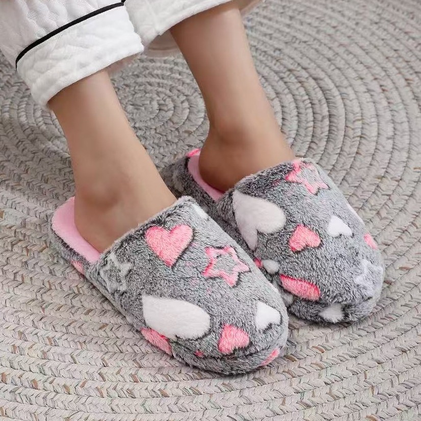 Dark Grey Heart Print Closed Toe Falt Slippers | picture 
