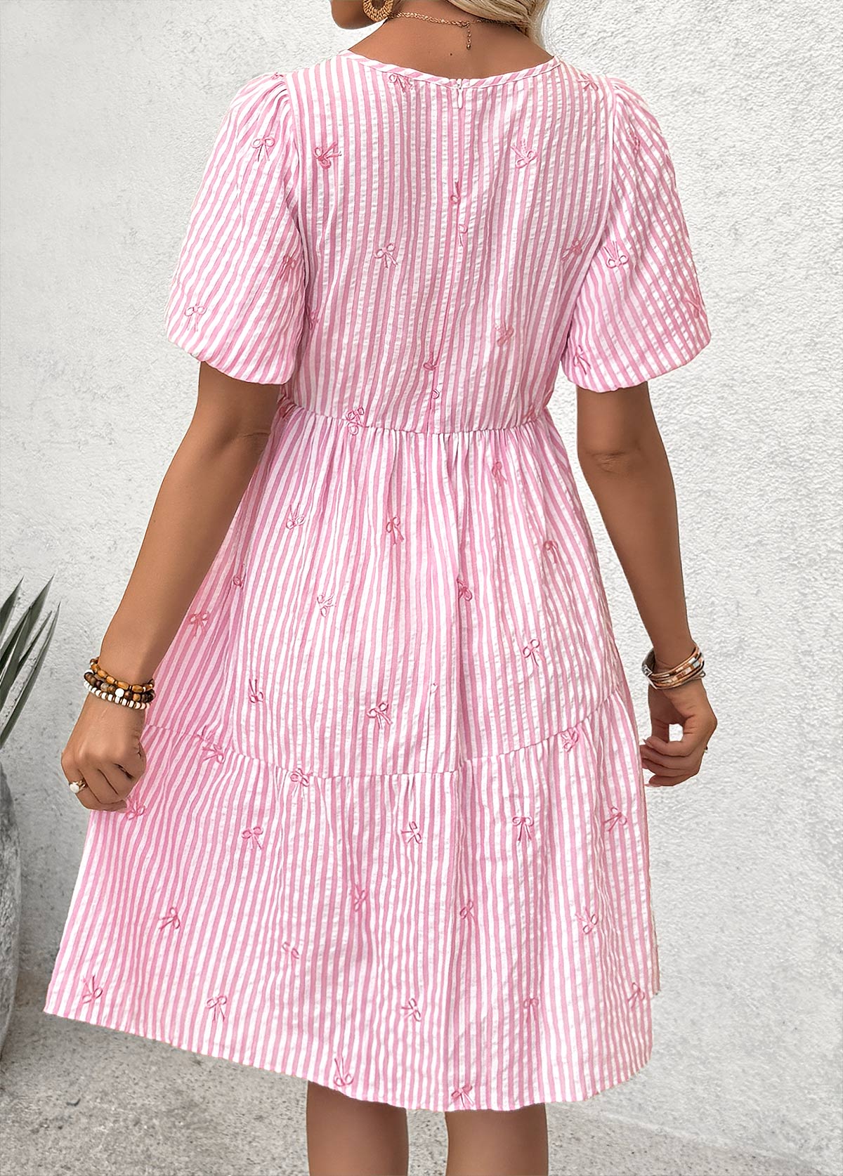 Light Pink Striped Asymmetry Short Sleeve Round Neck Dress | picture 