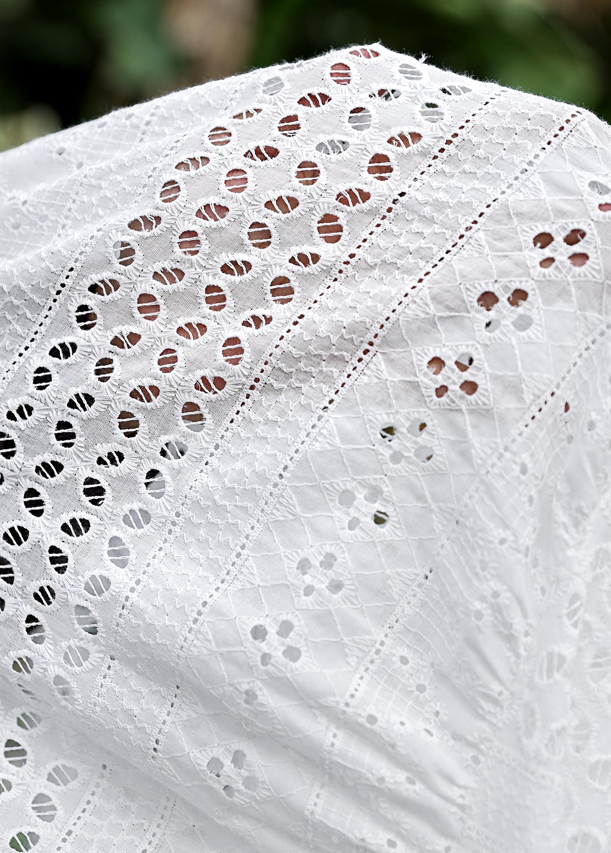 White Maxi Patchwork Belted Sleeveless Tie Collar Dress | picture 