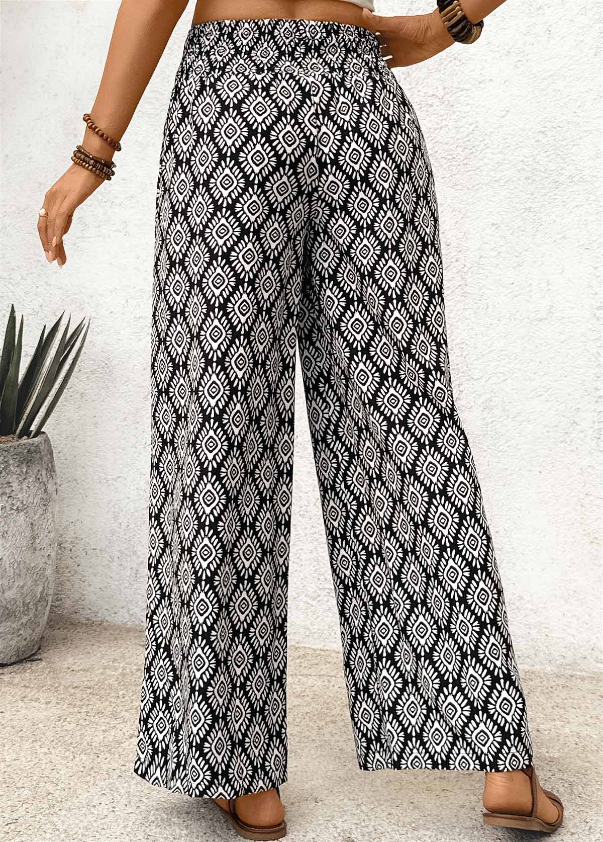 Black Geometric Print Wide Leg Elastic Waist Pants | picture 